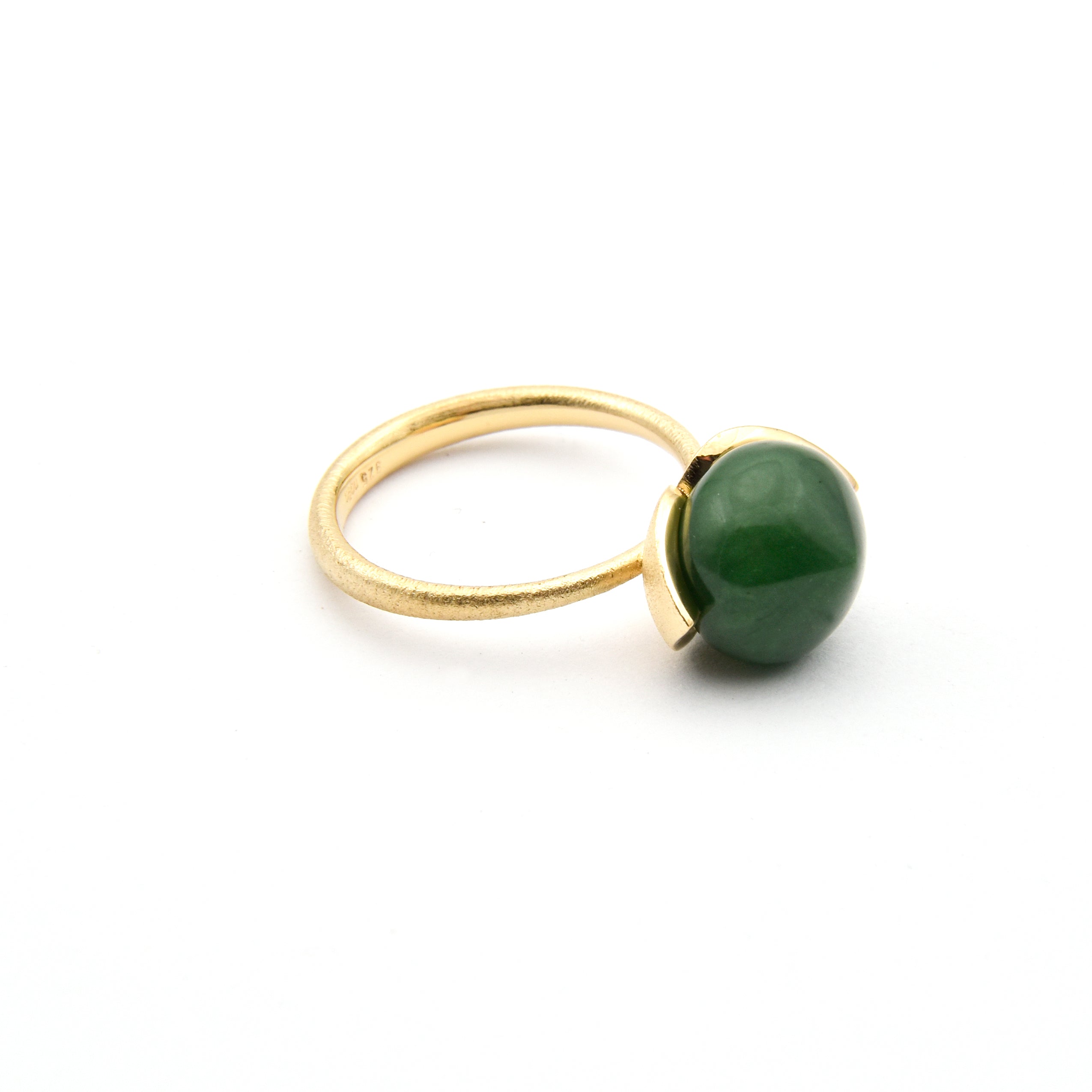 Dolce ring "medium" with jade 925/-