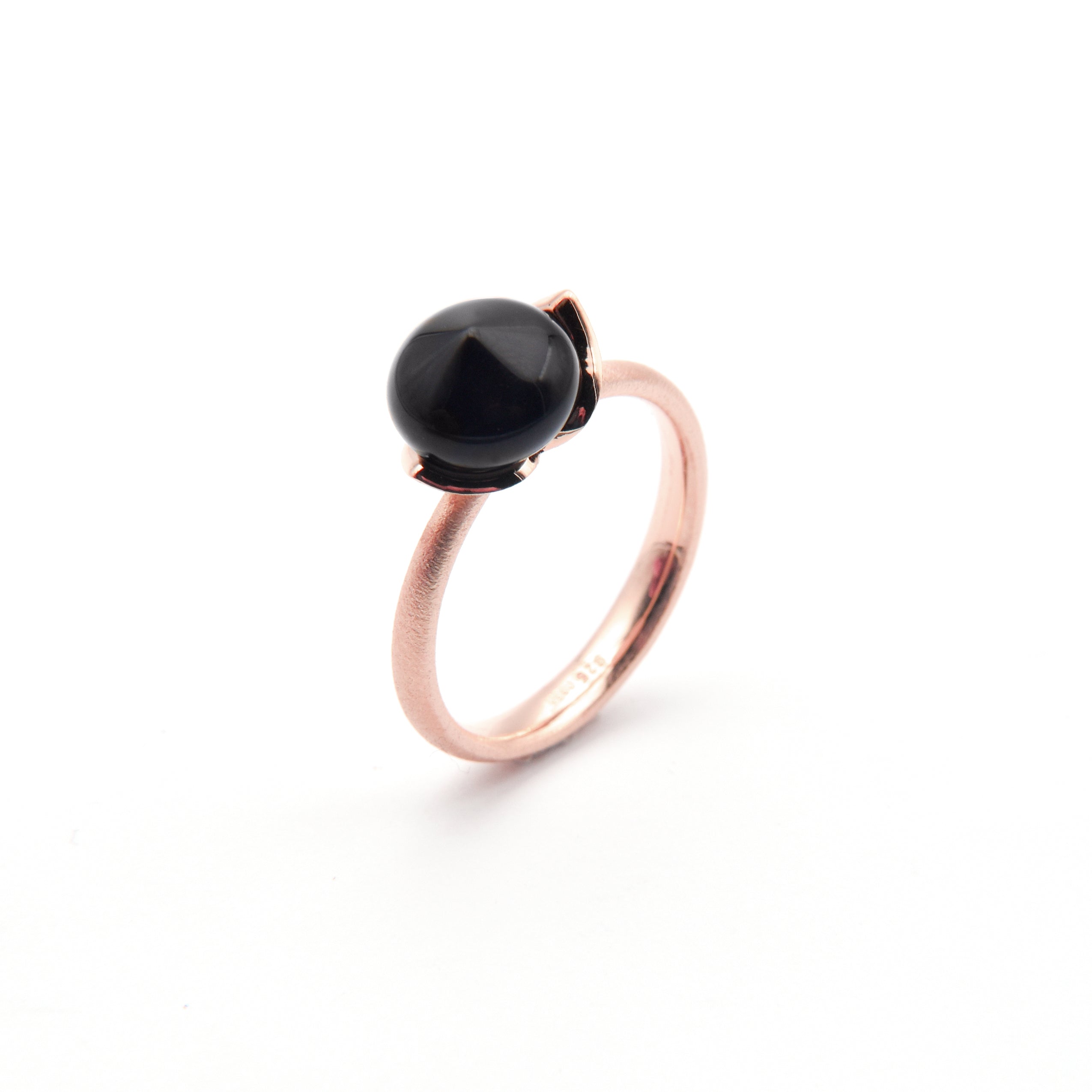 Dolce Ring "smal" mit Onix 925/-